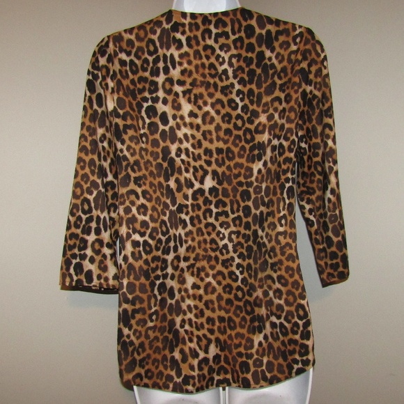 Express V-Neck Animal Leopard Print Blouse Sz XS - Picture 5 of 5